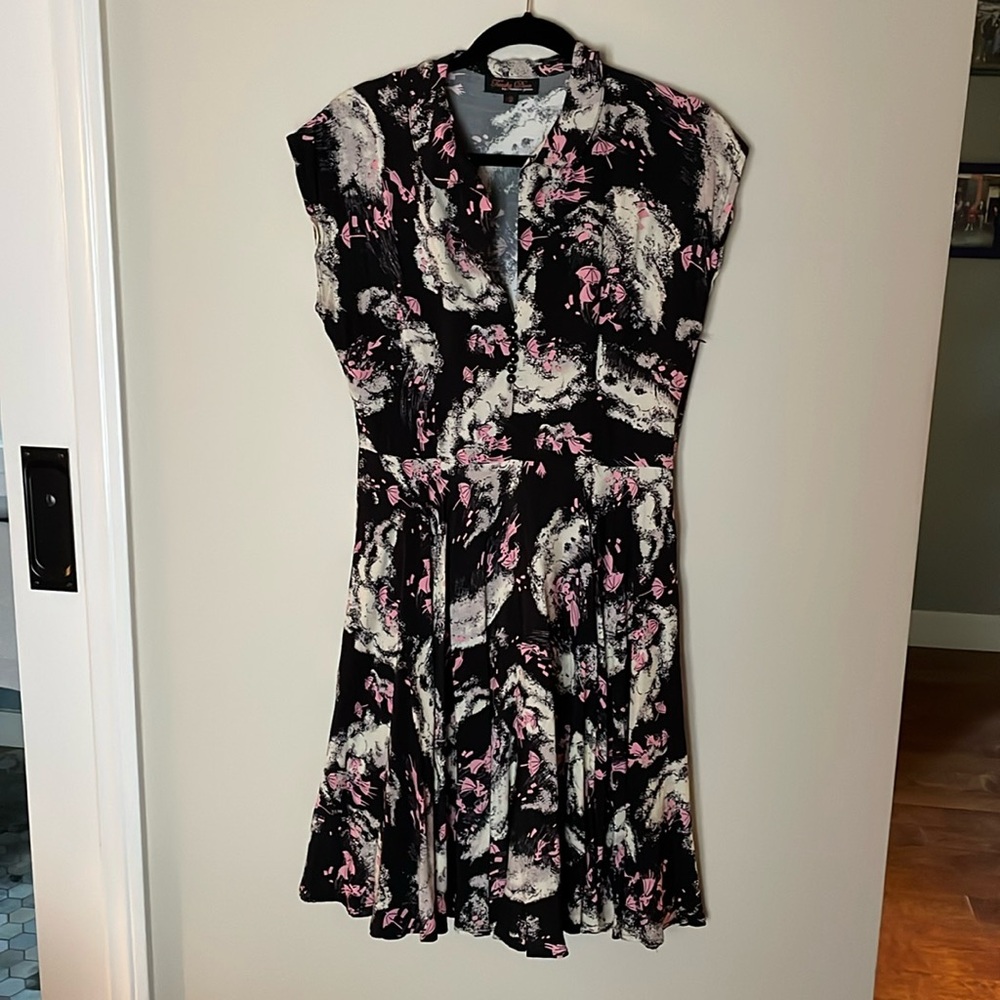 Trashy Diva flirty umbrellas of Cherbourg dress with pockets!